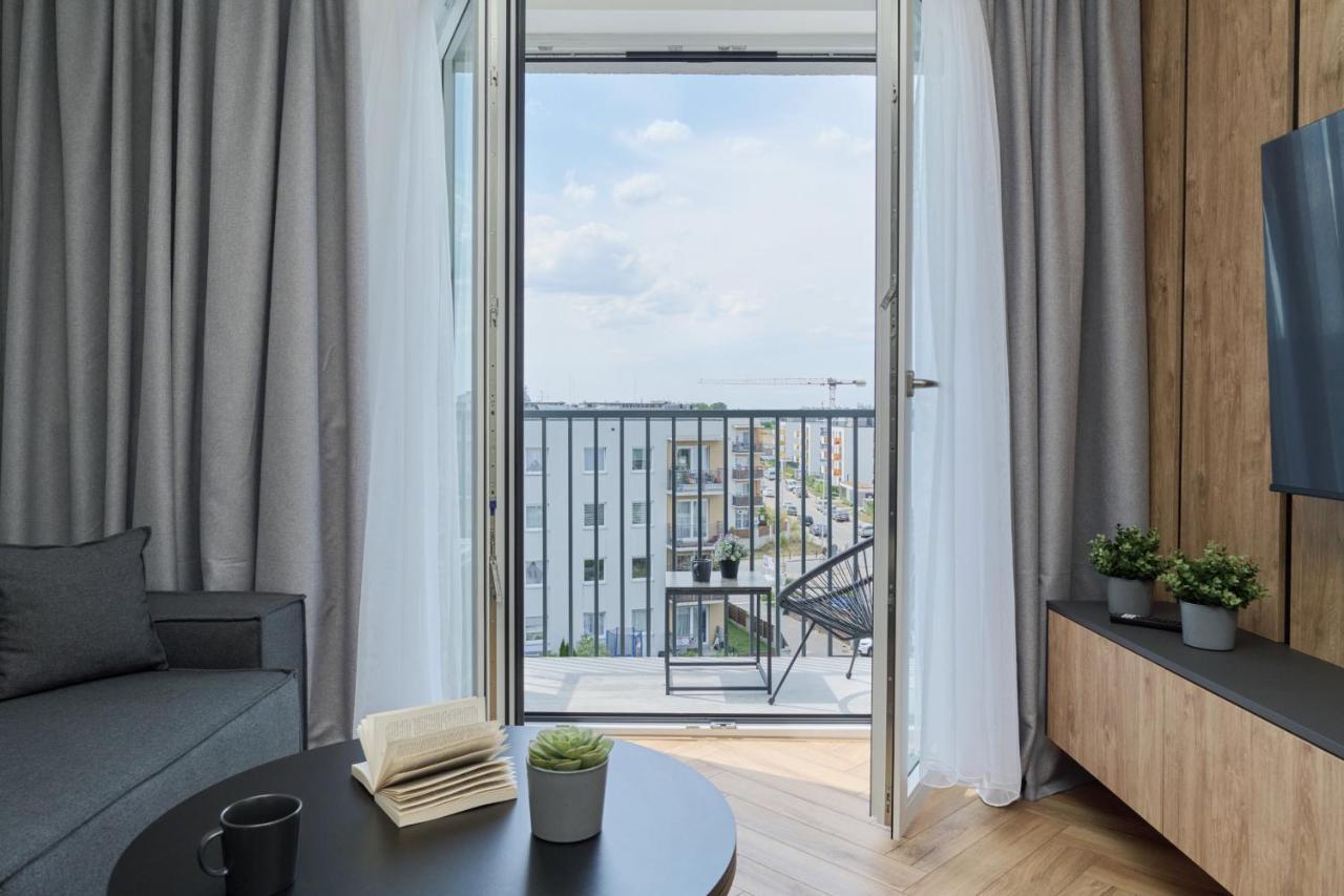 Exclusive Apartment With Balcony & Parking Wroclaw By Renters Prestige 外观 照片