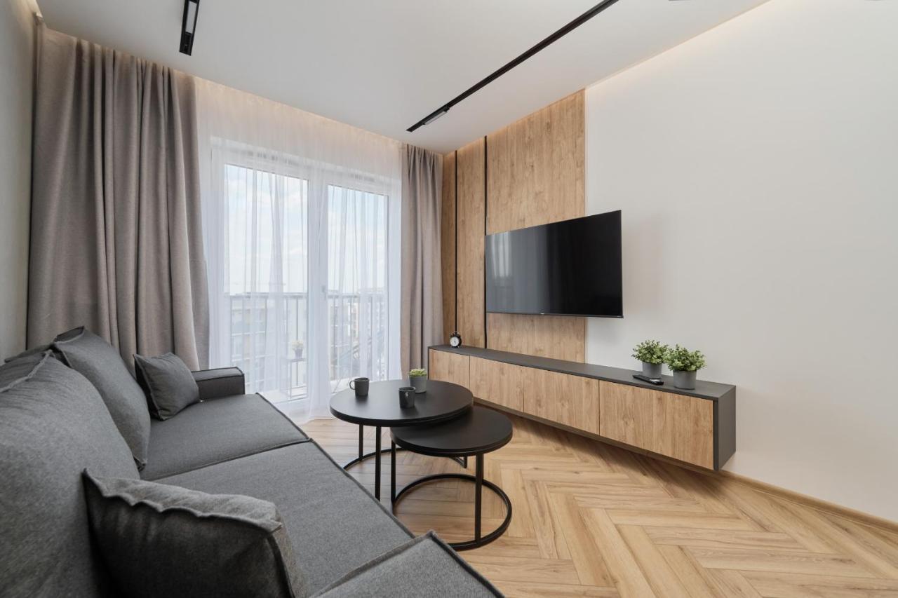 Exclusive Apartment With Balcony & Parking Wroclaw By Renters Prestige 外观 照片