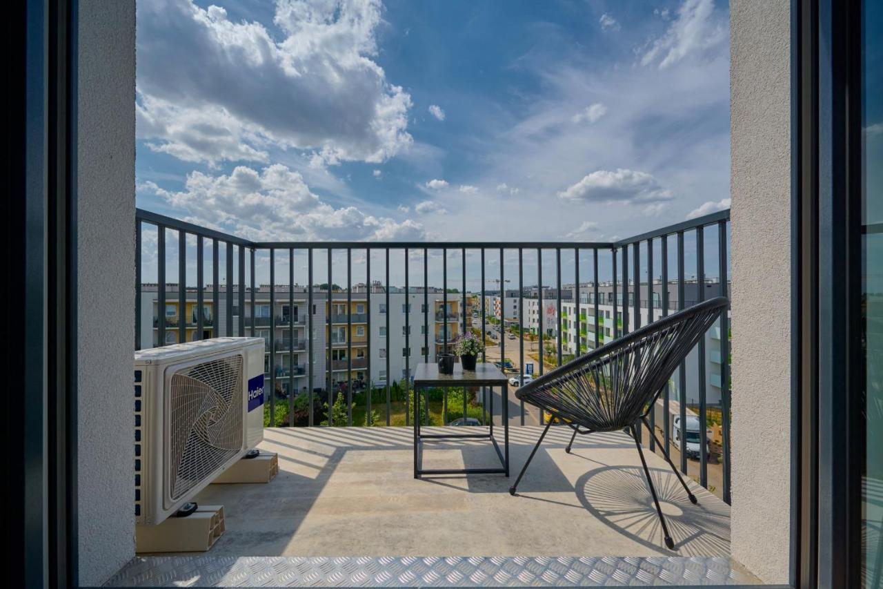 Exclusive Apartment With Balcony & Parking Wroclaw By Renters Prestige 外观 照片